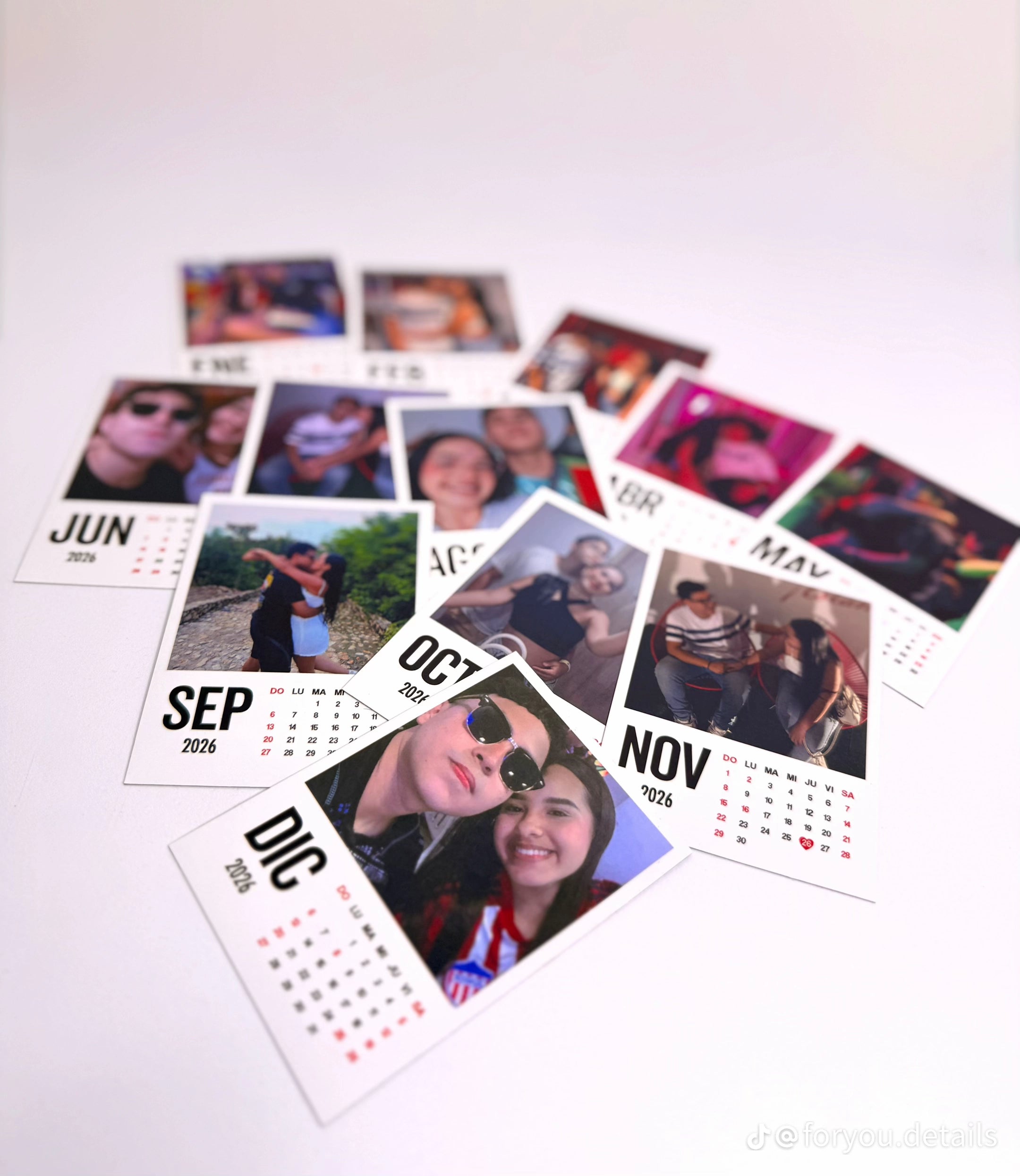 Calendario mini Polaroid plantilla